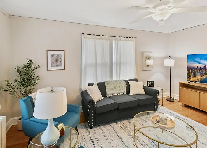 Apartment Uss Alexandria Highwood